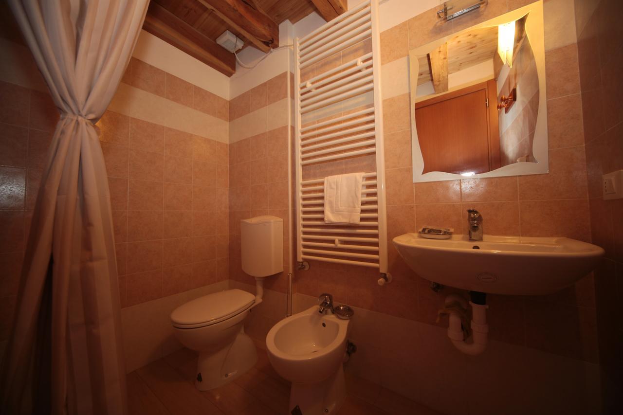 Albergo Diffuso Valcellina E Val Vajont In Erto Δωμάτιο φωτογραφία